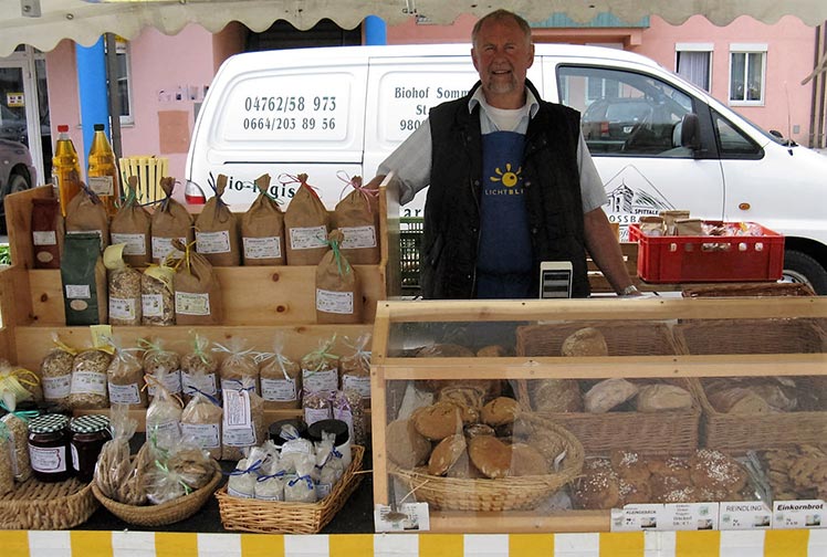 Rudolf am Weißenseer Wochenmarkt